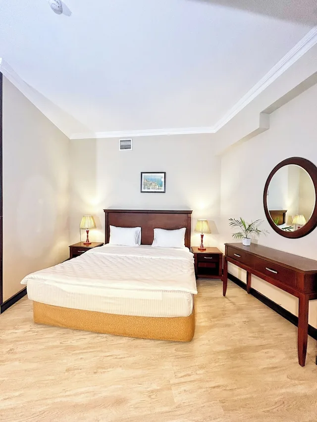 Basic, Apartment, King Bed, Sea View, Sofa, Balcony, The Crown Hotel 1/10