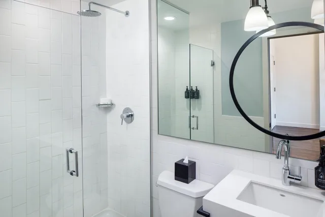 غرفة قياسية بسرير مزدوج، Hotel Indigo Boston Garden 4/5