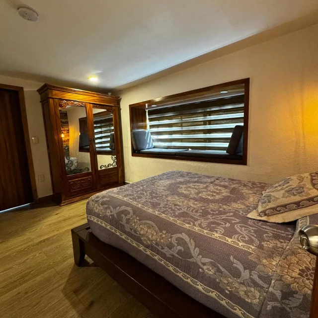 Budget, Double Bed, Hotel Isabel 1/3
