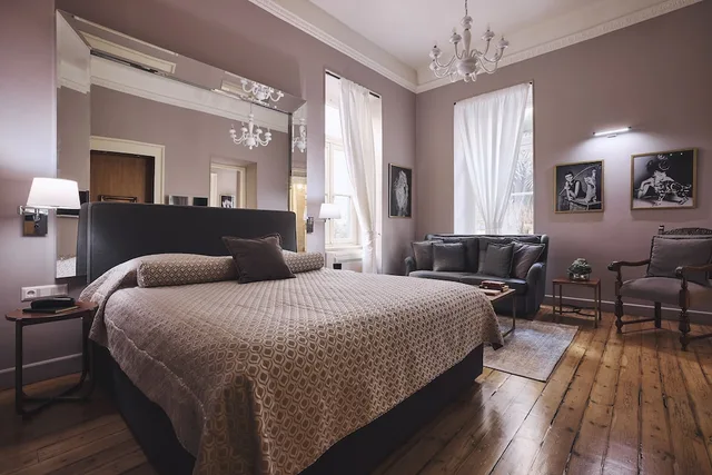 Metropolitan, Executive, Studio, Suite, King Bed, Garden View، Bohemian Suites Athens 1/3