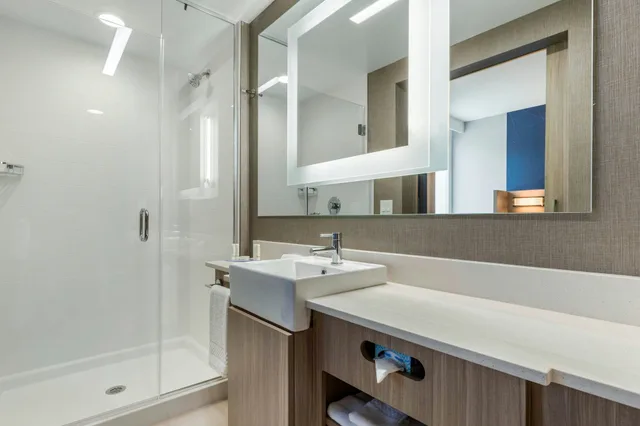 جناح بسريرين كوين، Springhill Suites By Marriott Charlotte Southwest 3/3