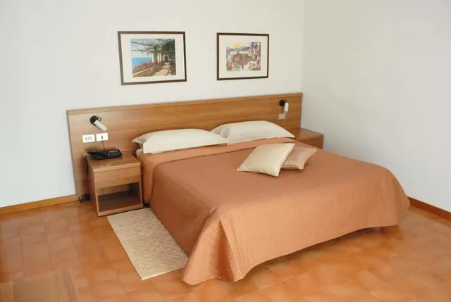 غرفة بسرير مزدوج أو سريرين منفصلين، Albergo Da Mario 1/2