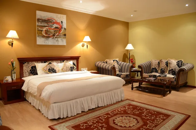 غرفة ديلوكس بسرير كينج بإطلالة على البحر، Pars International Hotel 2/6
