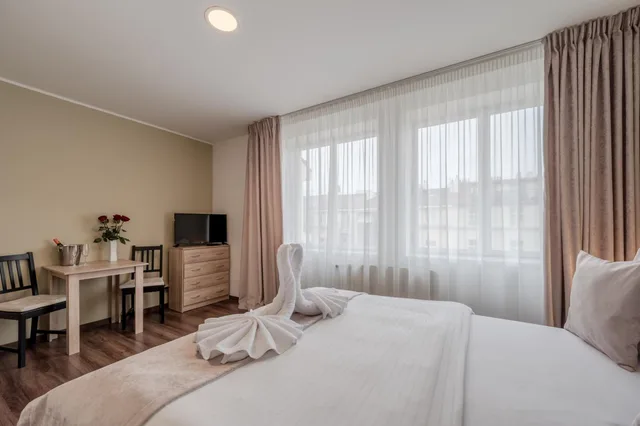 غرفة بسرير مزدوج أو سريرين منفصلين بحمام خاص، Brixen Prague 8/10