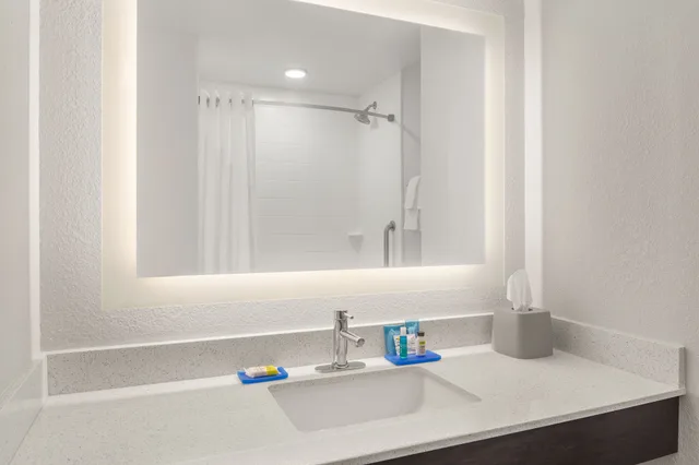 غرفة قياسية، Holiday Inn Express Hotel Suites Hardeeville Hilton Head 1/2