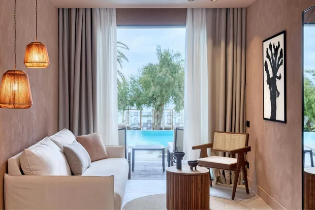 Sapphire, Junior Suite, Sea View, Sofa, Swim Up Pool، Domes of Corfu Autograph Collection 8/10