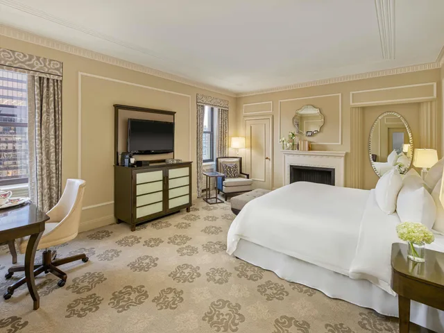 جناح جونيور بسرير كينج، Fairmont Hotel Vancouver 4/5