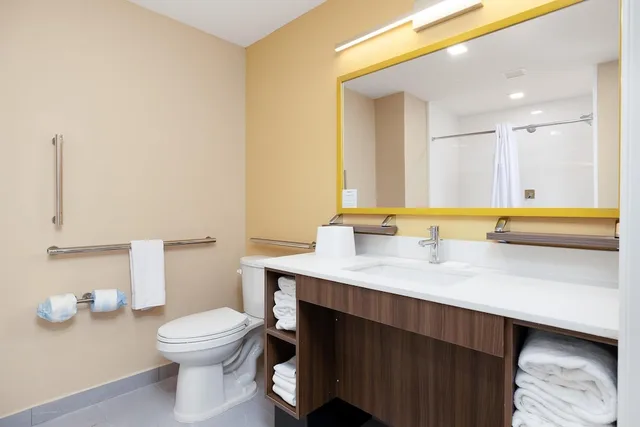 استوديو بسريرين كوين لذوي الإعاقة، Home2 Suites by Hilton South Padre Island 4/5