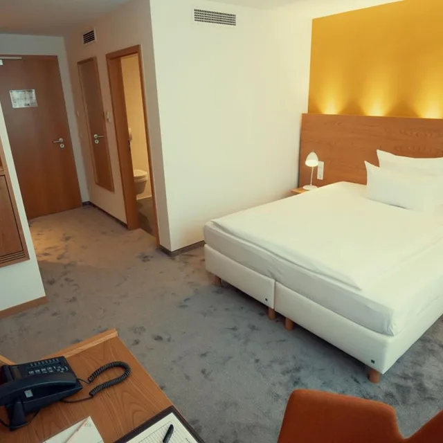 غرفة سوبيريور بسرير كينج، Hotel Adler Asperg 1/10