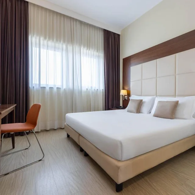 غرفة كلاسيكية بسرير مزدوج، iH Hotels Milano Watt 13 2/10