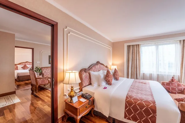 جناح ملكي بسريرين كينج، Hotel Grand Saigon 6/10
