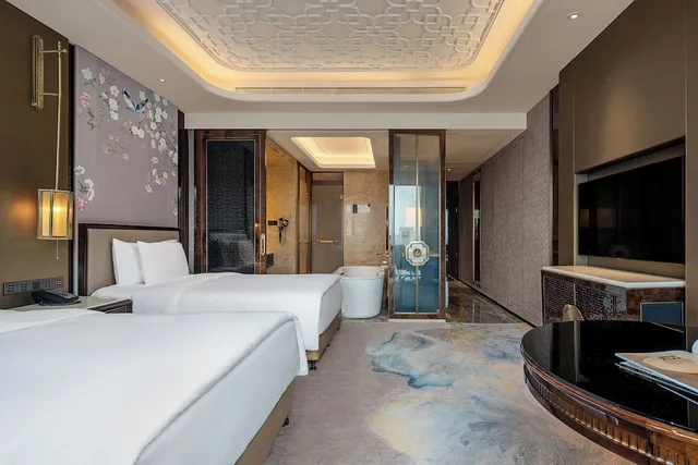 Grand, Deluxe, 2 Double Beds, with View, Wanda Reign Chengdu 1/5
