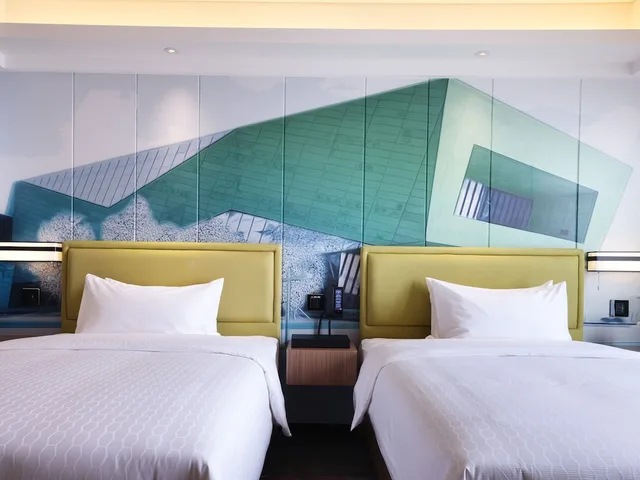 غرفة سوبيريور بسرير مزدوج بإطلالة على المدينة، Hampton by Hilton Changsha South Station 1/5