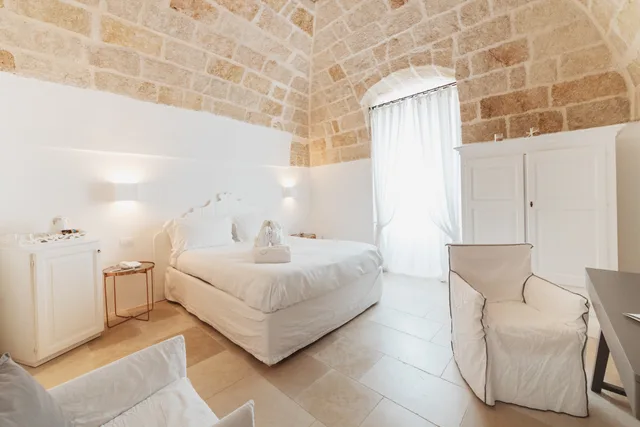 جناح جونيور، Giovì Relais 1/2