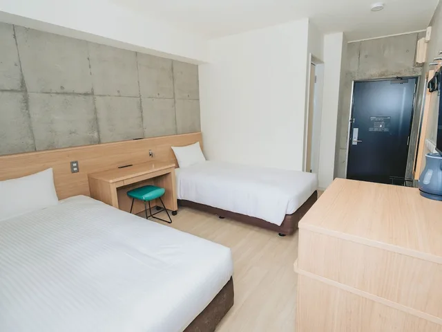 غرفة قياسية بسريرين منفصلين بغرفتي نوم، The Breakfast Hotel Marche Ishigakijima 4/7