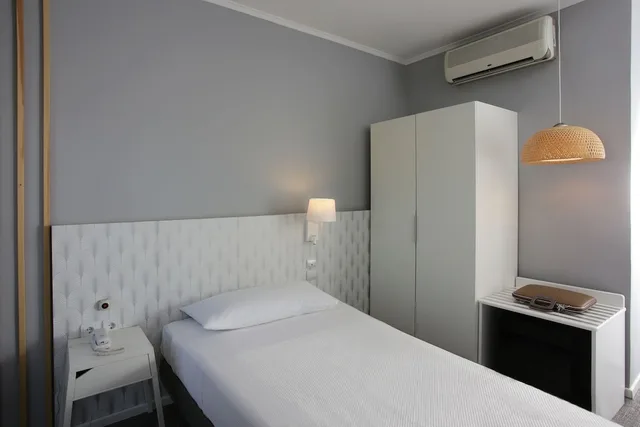 غرفة بسرير فردي، Hotel Abc 7/8