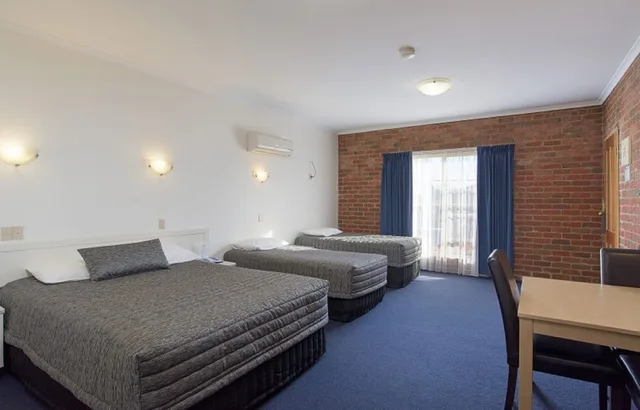 غرفة عائلية بسرير كوين وسريرين منفصلين، Yarra Valley Motel 5/7