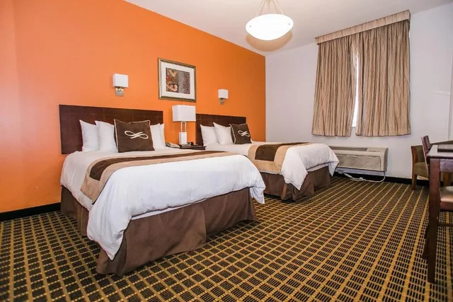 جناح ديلوكس، Pointe Plaza Hotel 1/1