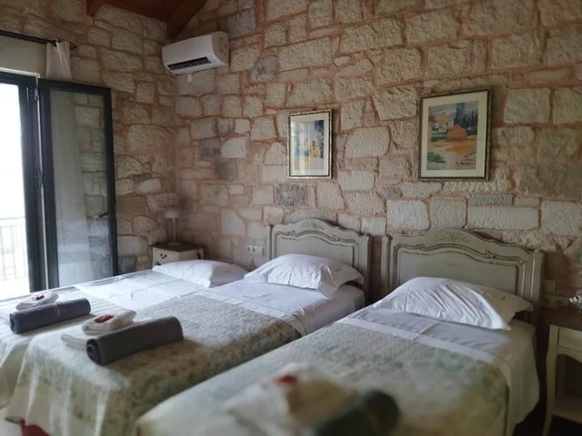 فيلا سوبيريور بسرير كوين وسريرين منفصلين بغرفتي نوم مع أريكة بمسبح خاص، Villa Constancia 5/10