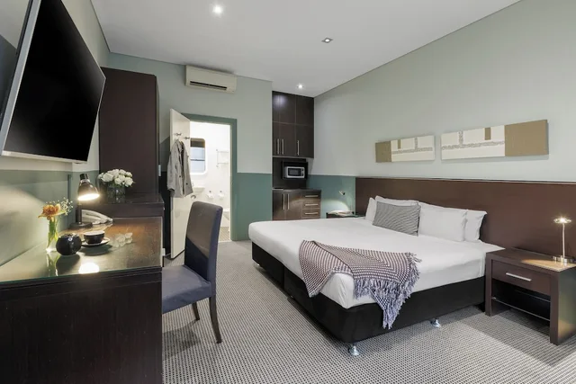غرفة سوبيريور بسرير كينج، Vulcan Hotel 1/4