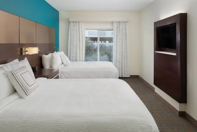 جناح بسريرين كوين بغرفة نوم واحدة مع أريكة، Residence Inn By Marriott Shreveport Bossier City Downtown 1/2