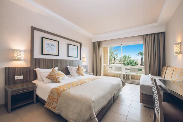 غرفة بسرير مزدوج بإطلالة على الحديقة، Iberostar Waves Mehari Djerba 1/3