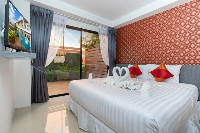 2 Bedrooms, Family, King and Twin Beds, Pool Access، The Thames Pool Access Resort 3/6