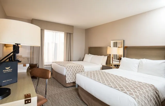 Standard, 2 Queen Beds, Pomeroy Inn & Suites Prince George 1/4