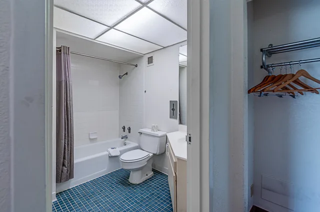 Deluxe, 2 Double Beds, Motel6 Dumfries, VA 5/5