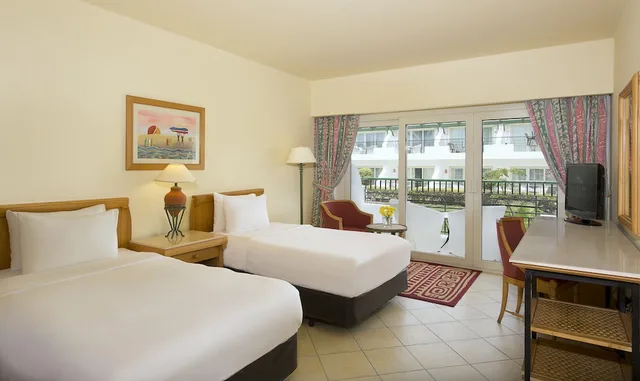 غرفة قياسية بسريرين منفصلين، Hilton Sharm Waterfalls Resort 1/7