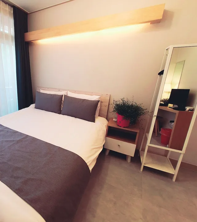 غرفة ديلوكس بسرير كوين، DW Design Residence 2/6
