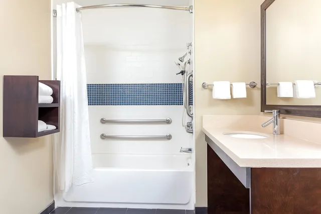 جناح بسرير كينج وسريرين كوين بغرفتي نوم بمطبخ، Staybridge Suites Phoenix - Chandler 10/10