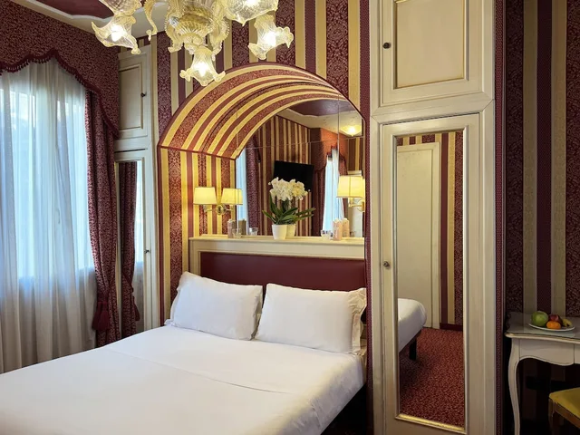 غرفة ثلاثية بسرير مزدوج وسرير فردي، Hotel Alcyone 3/10
