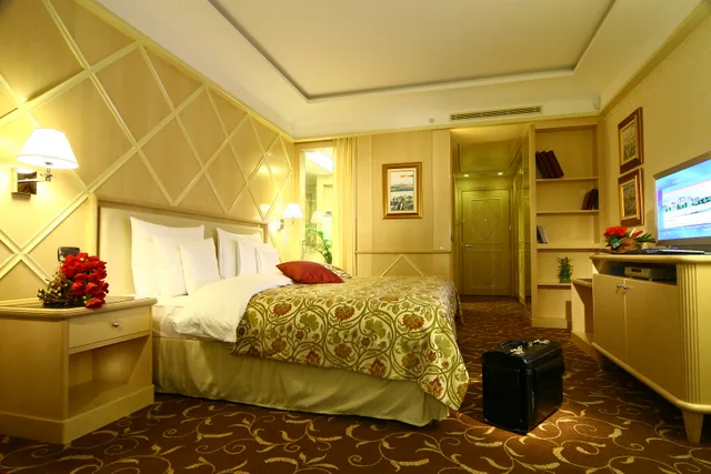 غرفة سوبيريور بسرير مزدوج أو سريرين منفصلين بإطلالة على المسبح، Splendid Conference Spa Resort 1/4