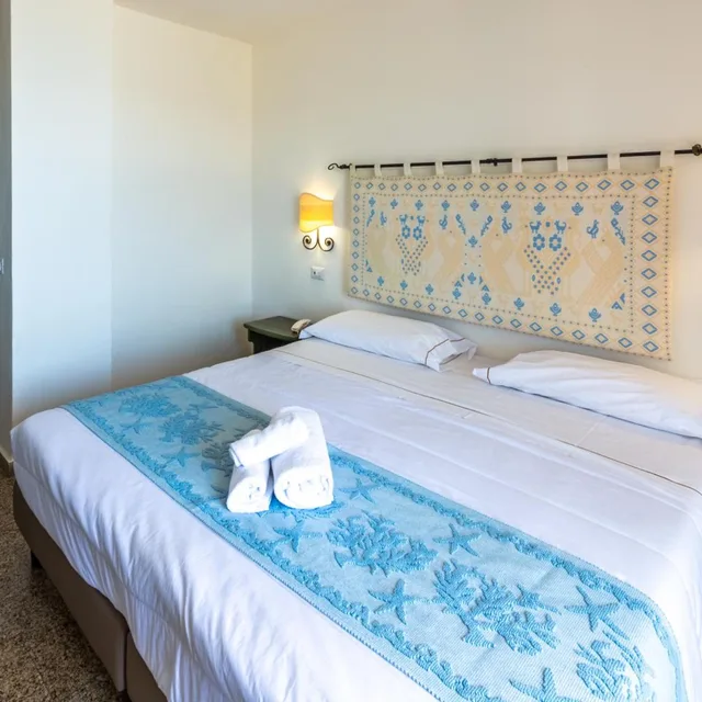غرفة قياسية بسرير مزدوج أو سريرين منفصلين، Castello Hotel Sardinia 1/10