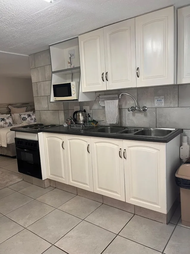 Self Catering, Family، Vineyard On The Hill Guest House 10/10