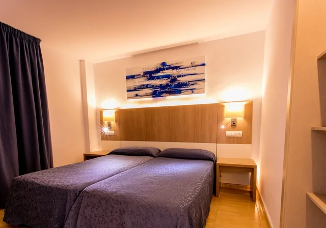 شقة سوبيريور بسريرين منفصلين بشرفة بغرفة نوم واحدة مع أريكة، Apartamentos Sal Rossa 3/6