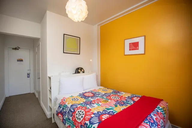 غرفة اقتصادية بسرير مزدوج، Edwardian Hotel 5/10