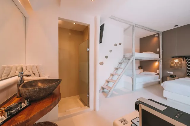 1 Bedroom, Friends and Family, Family, Terrace، My Mykono Boutique by Mr and Mrs White 8/10