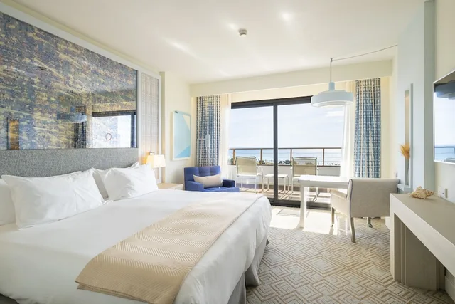 Medium, Superior, Twin Beds, Sea View, Terrace، Eurostars Sitges 2/5