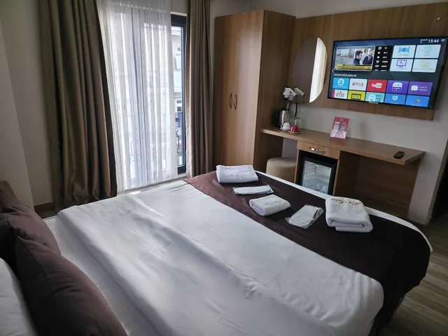 غرفة ديلوكس بسرير مزدوج، Hotel La Sera 1/2