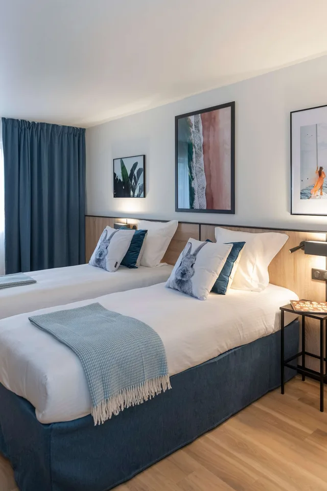 استوديو بسريرين منفصلين بمطبخ صغير بحوض استحمام، Tulip Residences Joinville-Le-Pont 1/5