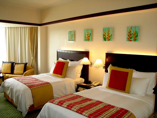 غرفة ديلوكس بسرير مزدوج، Miri Marriott Resort And Spa 4/6
