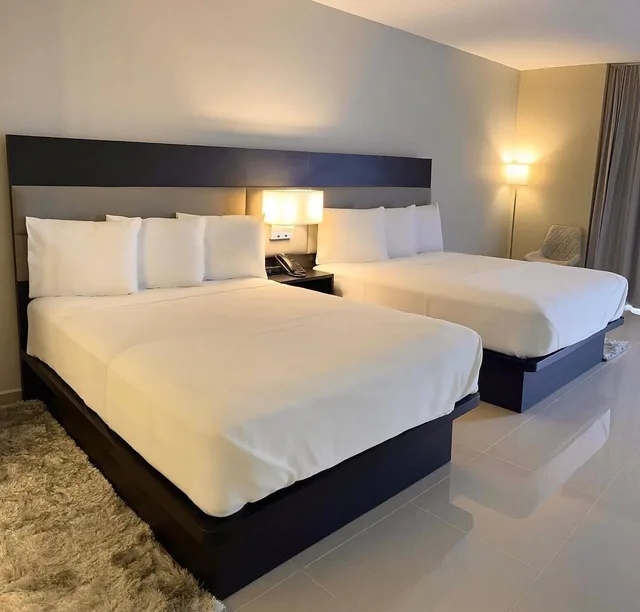 غرفة قياسية بسريرين كوين بإطلالة على المرفأ، Brion City Hotel, BW Signature Collection 4/5