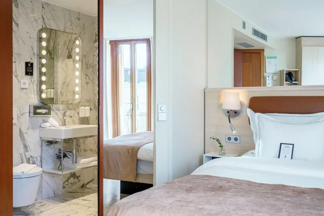 غرفة قياسية بسريرين منفصلين، Berns Hotel 9/9