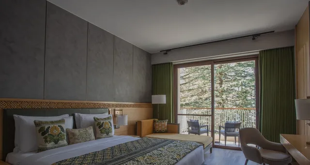 غرفة بسرير كينج بشرفة، Hyatt Regency Dharmshala Resort 1/5