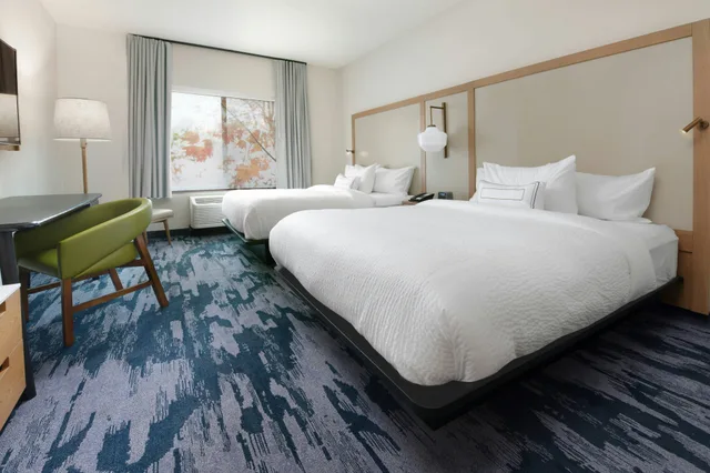 غرفة، Fairfield Inn & Suites By Marriott El Dorado 1/3