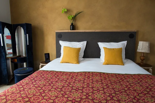 غرفة بسرير كينج، Hotel La Nouvelle Republique & Hammam 2/3