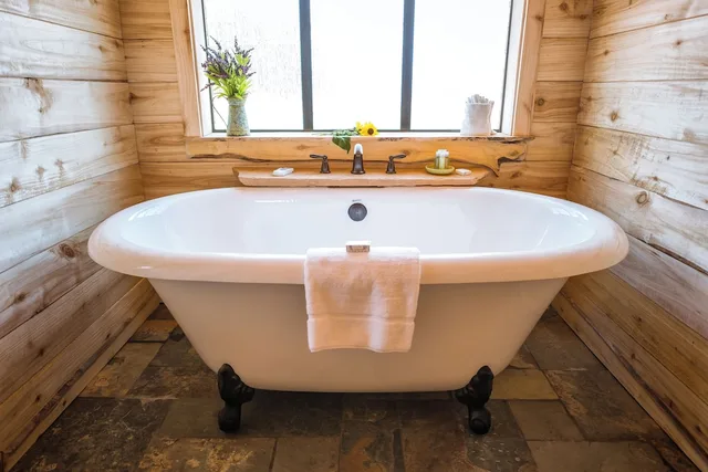 Lodge, 6 Beds, 2 King Beds، Zion Mountain Ranch 4/5