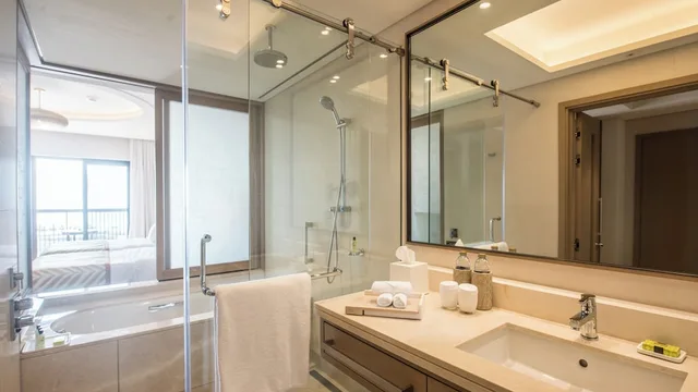 غرفة كلاسيكية بسرير فردي بإطلالة على البحر، InterContinental Fujairah Resort 9/10
